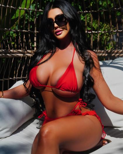 Becky Hudson 54