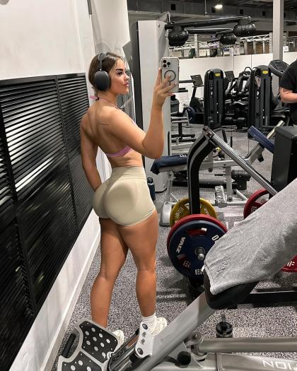 Skye Sutton 52