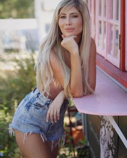 Tasha Reign 64