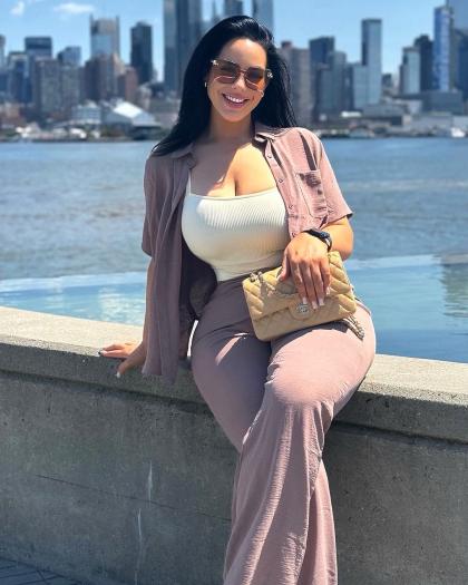 Gemma Michaela 79