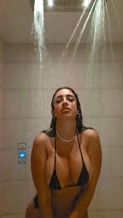 Mikaela Barbosa 34