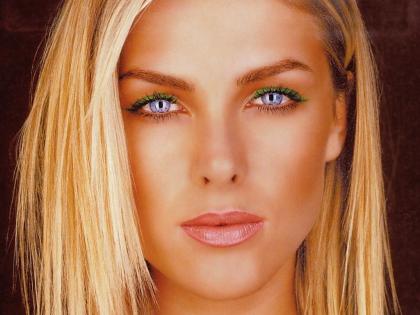 Ana Hickmann 49