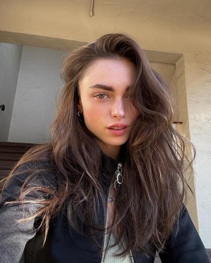 Charleen Weiss 16