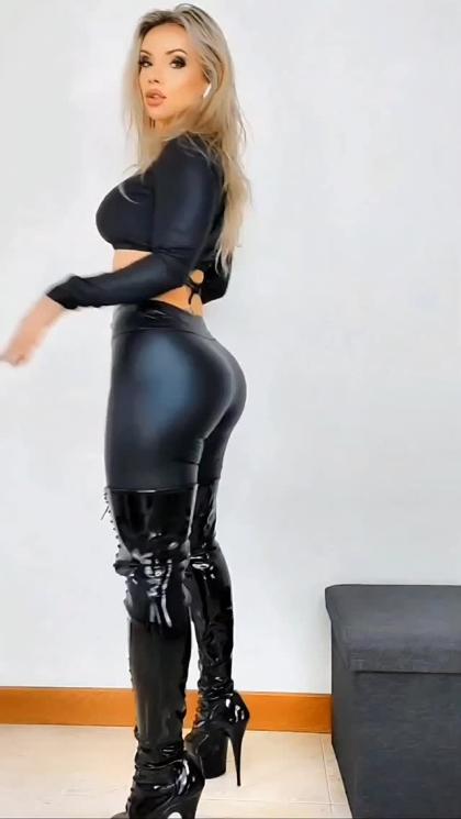 Karina 103