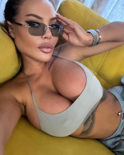 Yuliana 51