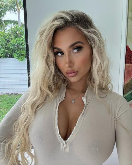 Nikita Sullivan 104