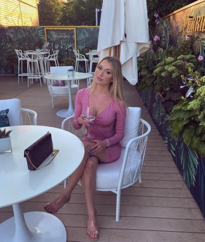Bella 46