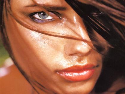 Adriana Lima 44