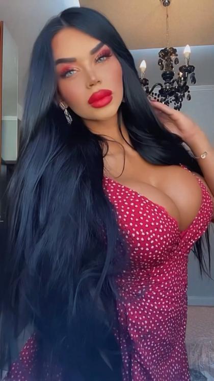 Adriane Kailyn 26