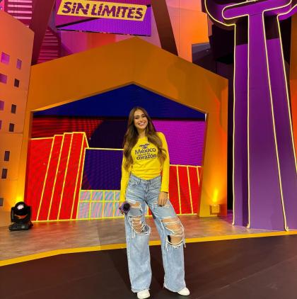 Yanet Garcia 159