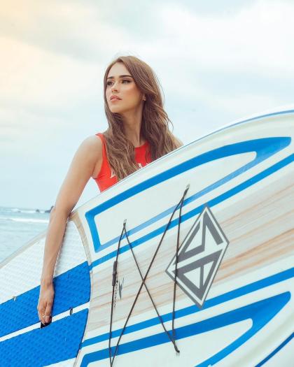 Yanet Garcia 33